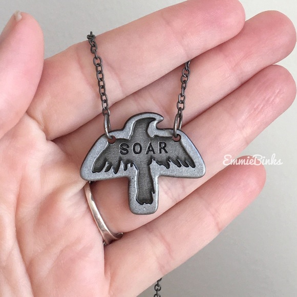 đź’Ą3for$28 New FP Soar Flying Eagle Pendant Necklace ~ Aged Silver Long Bird - Picture 5 of 13